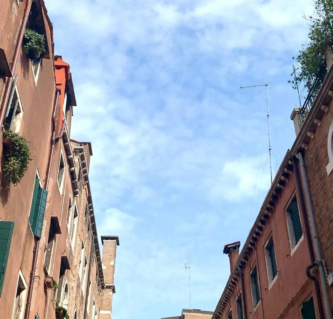 ** Alojamento de Acomodação e Pequeno-almoço B&B Fortuny Veneza Itália