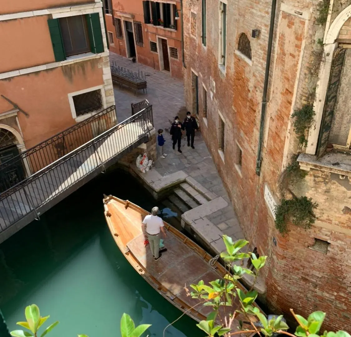 B&B Fortuny Venedig Bed & Breakfast