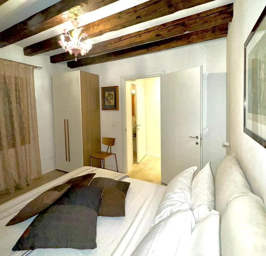 ** Frühstückspension B&B Fortuny Venedig Italien